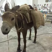 Dierlijke Beeldhouwkunst Productie 5