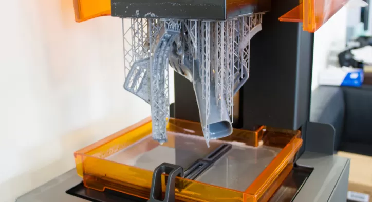 Wat İs Een İndustriële SLA Printer?
