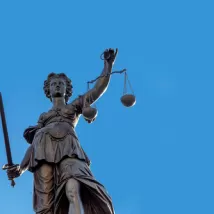 Kwaliteitsservice bij de productie van sculpturen
